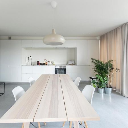 Trendy Apartments As Base To Discover Гент Екстериор снимка