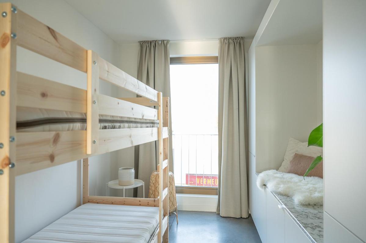 Trendy Apartments As Base To Discover Гент Екстериор снимка