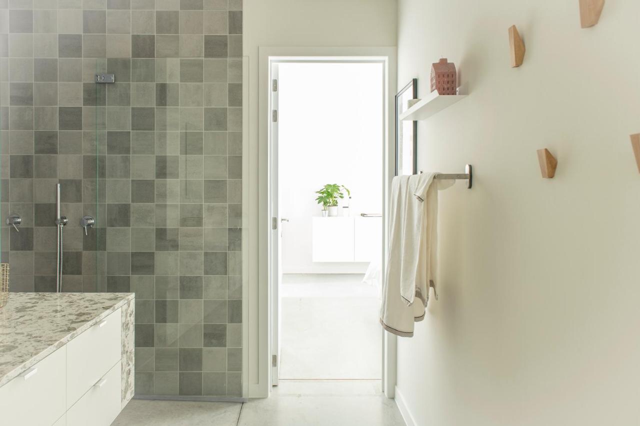 Trendy Apartments As Base To Discover Гент Екстериор снимка
