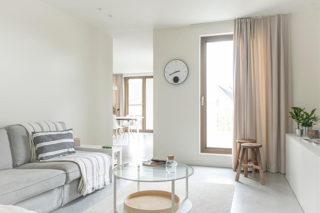Trendy Apartments As Base To Discover Гент Екстериор снимка