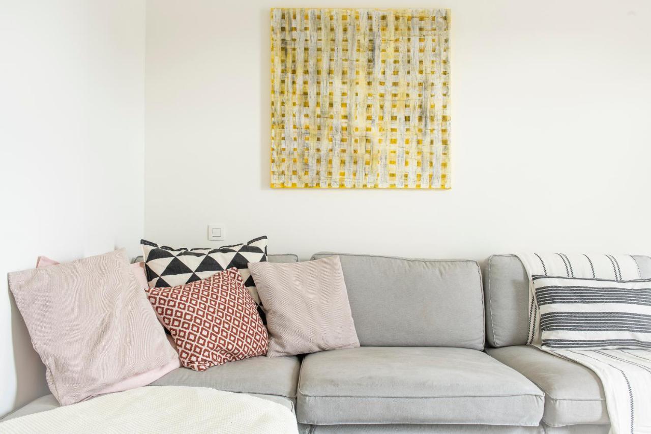 Trendy Apartments As Base To Discover Гент Екстериор снимка